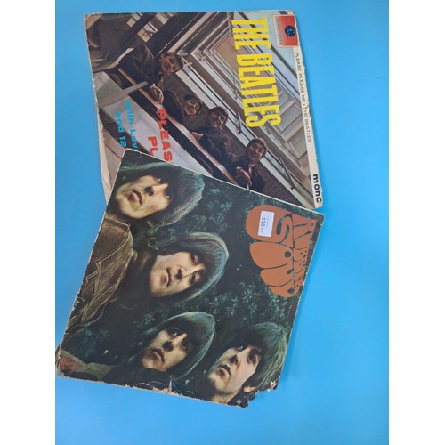 336 - 2x Beatles LPs Please Please Me and Rubber Soul Signed on Back Not Sure of Authenticity