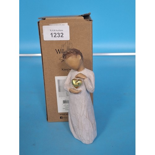 1232 - Willow Tree Figure Keepsake