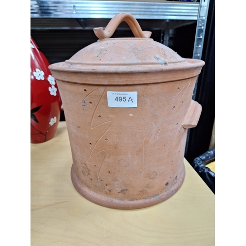 495A - Vintage Terracotta Bread Bin