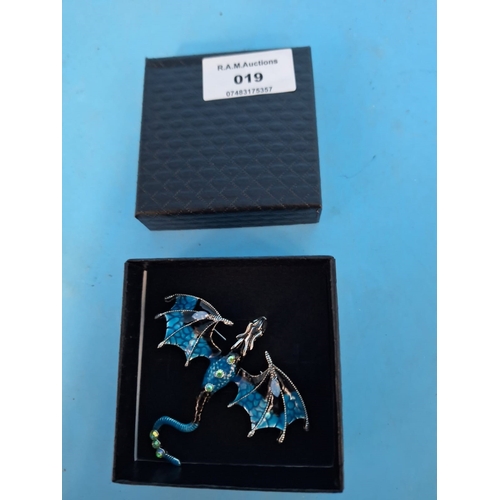 19 - Ladies Blue Dragon Brooch