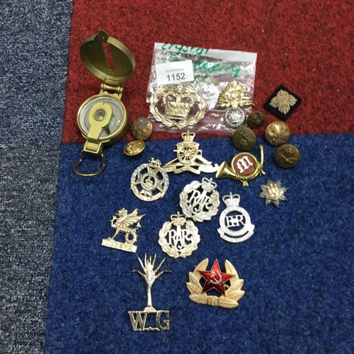 1152 - Engineers Compass and 18+ Buttons and Cap Badges