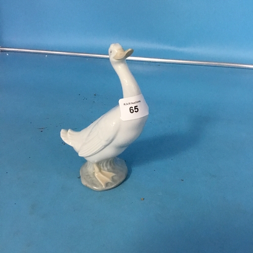 65 - 6” NAO Goose Figure