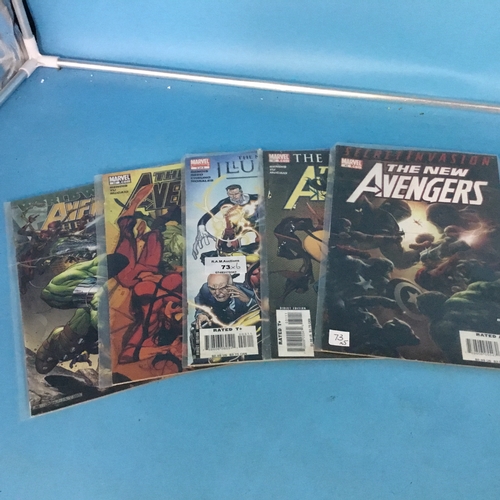 73 - 5 Marvel Avengers Comics Individually Packed (direct sales)