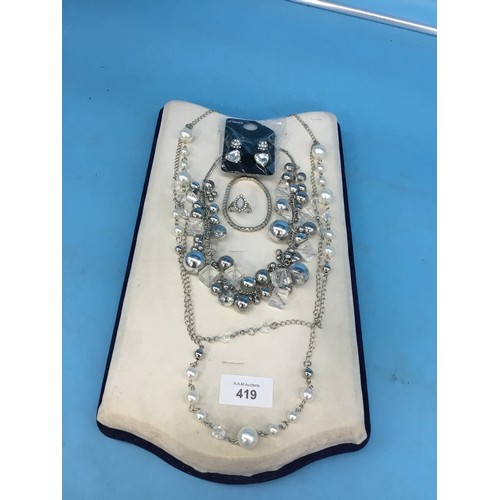 419 - Fashion and Vintage Silver and Pearl Jewellery To Include 2 Necklaces, 2 Earrings, A Bracelet and a ... 