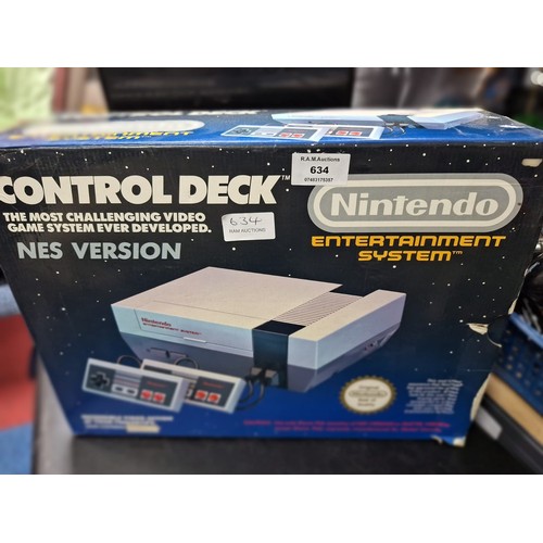 634 - Nintendo Original 001 Series Control Deck Complete In The Box