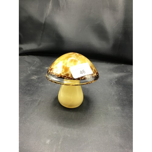 46 - Wedgewood Stamped Large Mushroom Paperweight