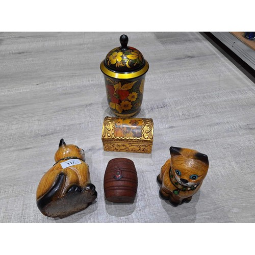 117 - Mix of Thai Treen x5 To Include Cats, an Urn and a Box