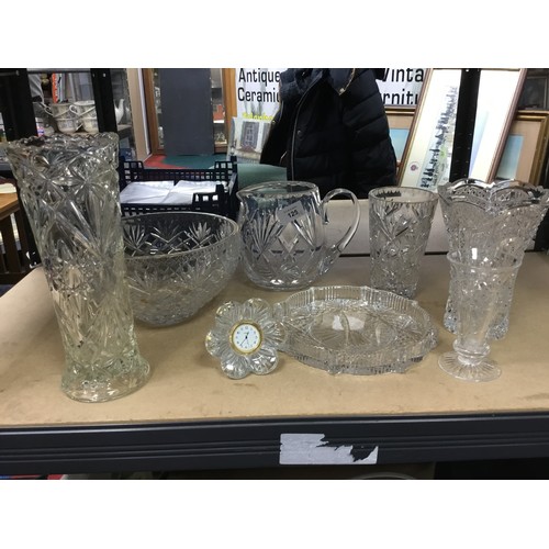 125 - Glassware x8 To Include 9