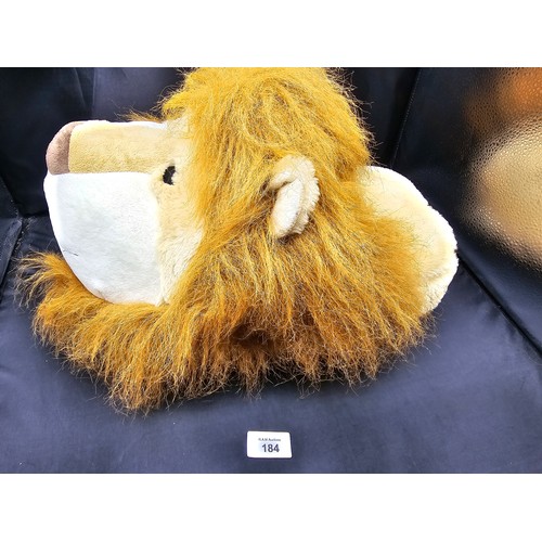 184 - Lion Foot Warmer