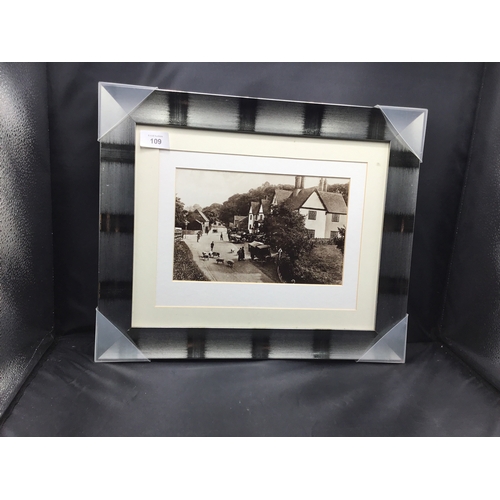 109 - WW1 Framed Photo Scene