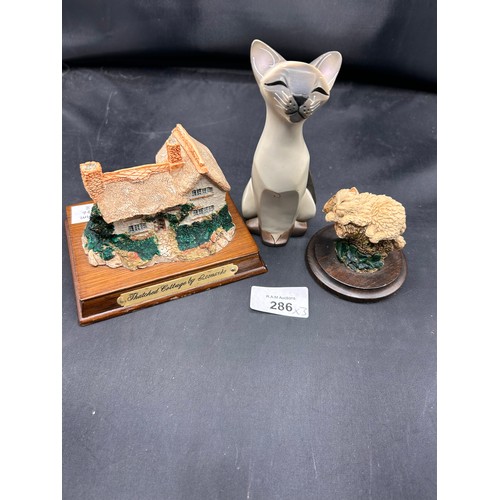 286 - Siamese Cat, Cat On a Stump and a Leonardo Cottage