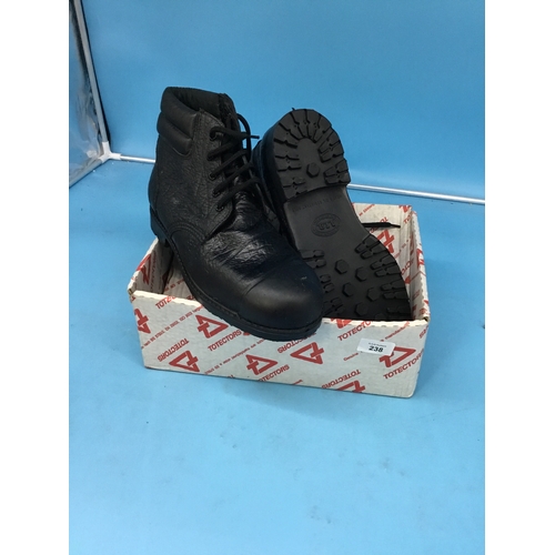 238 - New in box All steel toe cap boots size 11