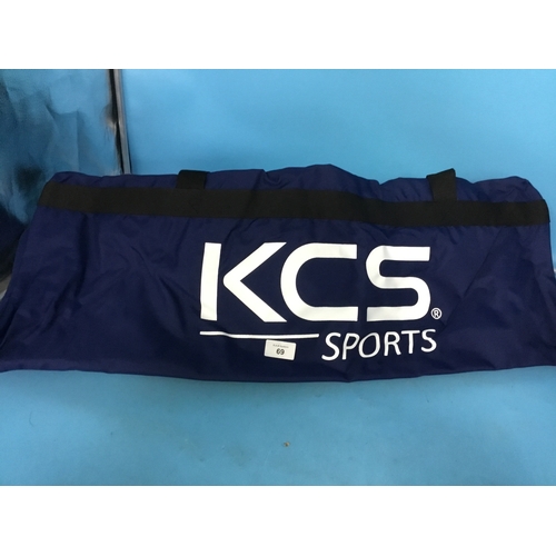 69 - New Large Sports Holdall