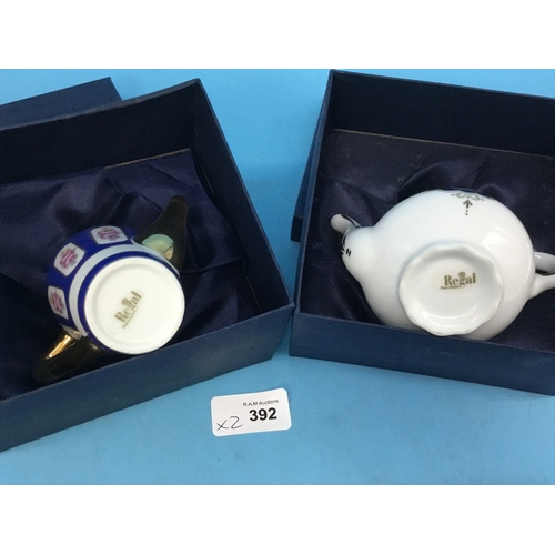 392 - Regal Miniature Tea Pots x2