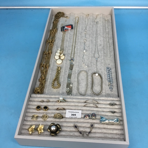 305 - Tray of Necklaces, Bracelets, Rings and Earrings (tray not included)