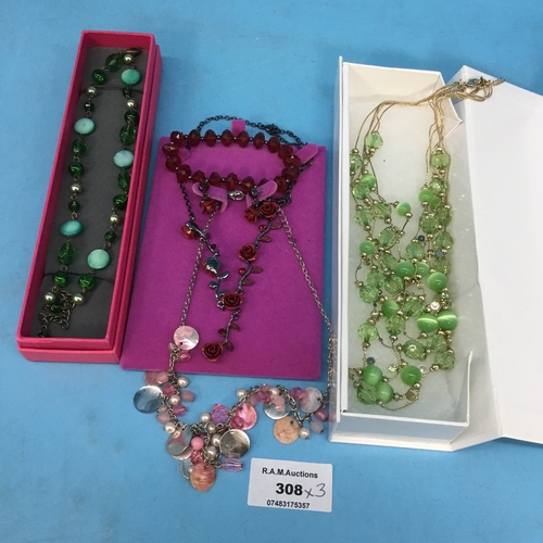 308 - Fashion/Vintage Jewellery to Include Green Stoned Necklace, Green Necklace, Bracelet and 2 Other Nec... 