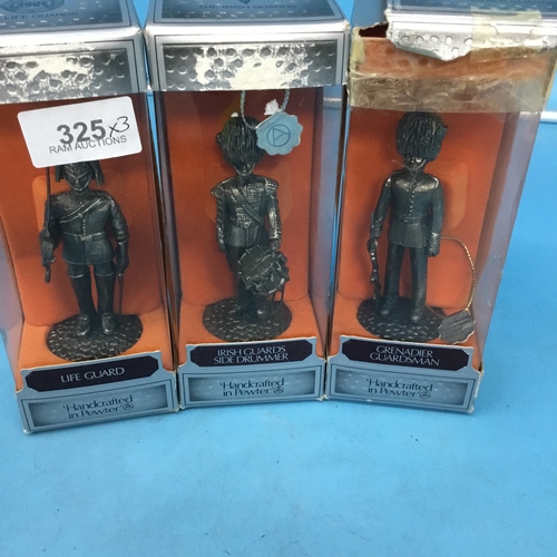 325 - Boxed pewter figures x3 to inc. lifeguard, Irish guards side drummer and grenadier guardsman