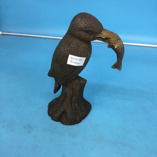 344 - Vintage/antique king fisher + fish cast door stop heavy 12”tall