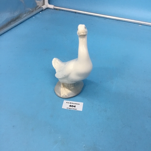 404 - NAO goose head up 6”