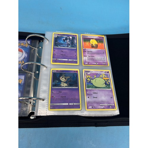 475 - Folder full of Pokémon cards shinny + others not checked