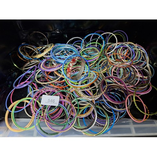 546 - Bag full of fashion bangles 100s