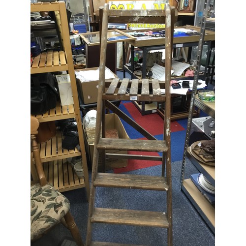 411 - Vintage Dressing Mirror and Chair, Vintage Ladders and a Vintage Clothes Maid