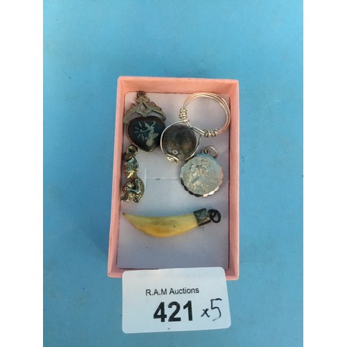 421 - Boxed Silver Rings and Pendants x5