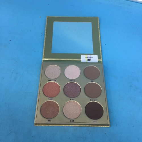 30 - Ladies Highlight and Contour Make Up Palette