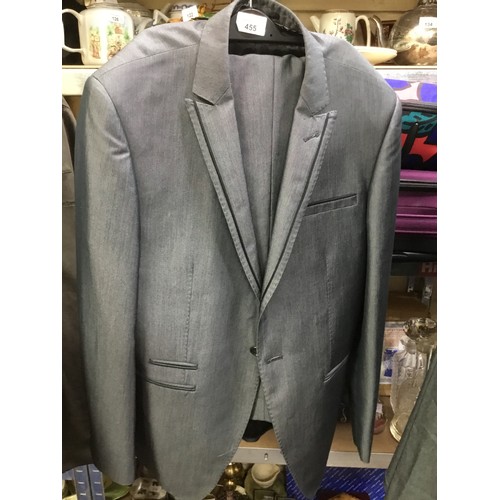 455 - Italian Suit Size 36s