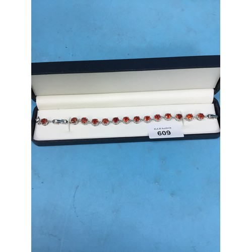 609 - 925 Silver Bracelet Set With a Large Red Zircon With an Extra Link