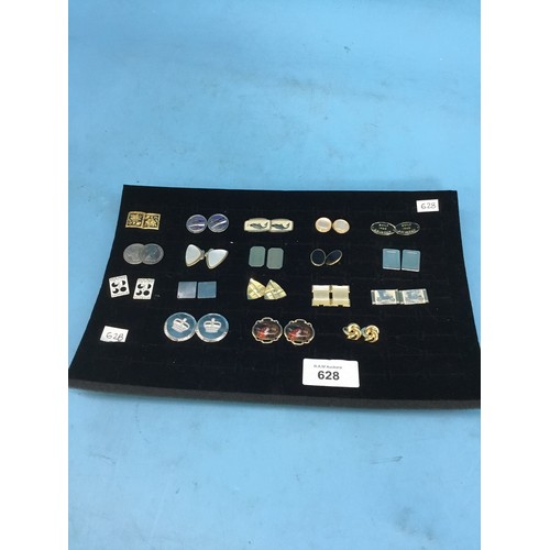 628 - 18 Pairs Of Vintage Cuff Links