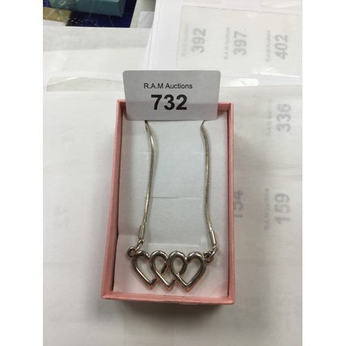 732 - 925 Silver Chain and Heart Pendant