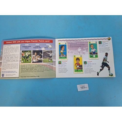 123 - Selection Of Various Cards To Include Complete 1998 BP England Squad, Telephone Cards Etc