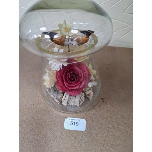 519 - Display Mushroom Glass Sealed Foliage