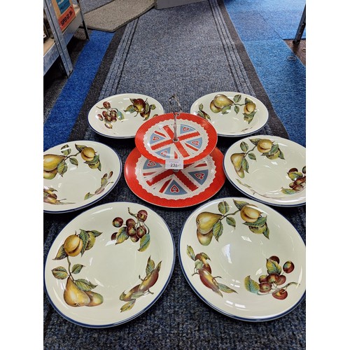 236 - Autumn Fair Fruit Bowls and a British Flag Cake Stand