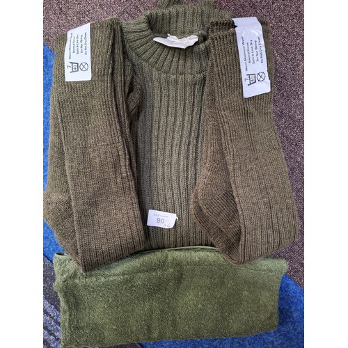 90 - New Combat Clothing x4 To Include Socks, Jumper, Towel Etc