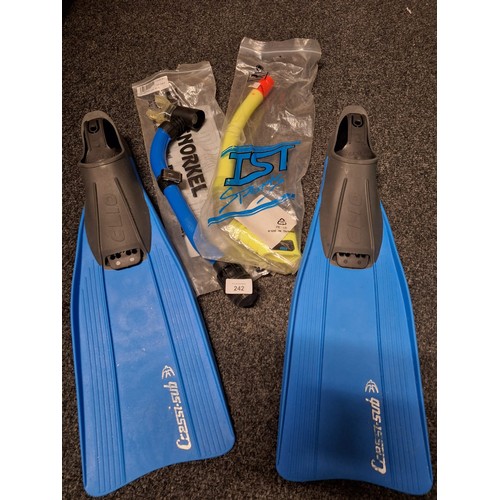 242 - New In The Bags Snorkel Set and Flippers