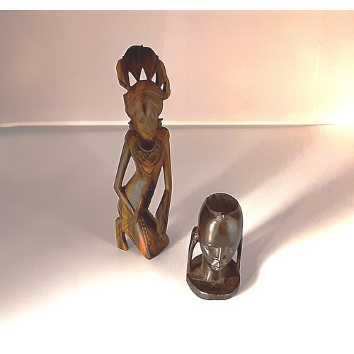 625 - 2 x Items of Carved Wooden Figures