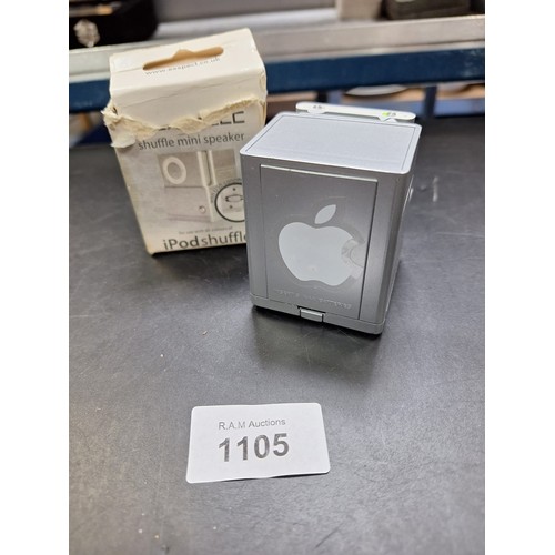 1105 - iPod Shuffle and iPod Speaker In a Box