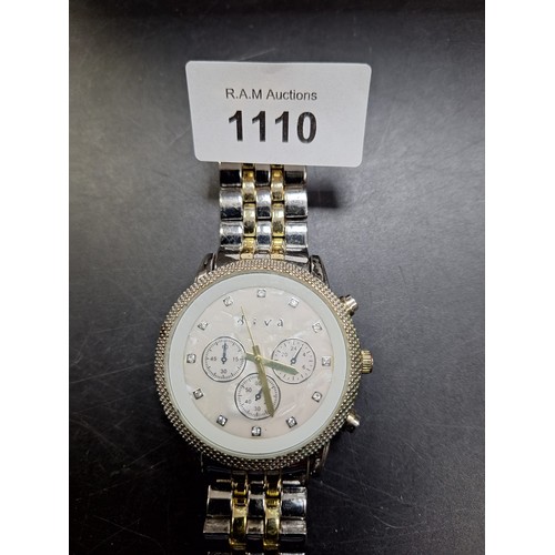 1110 - Diva Designer Watch