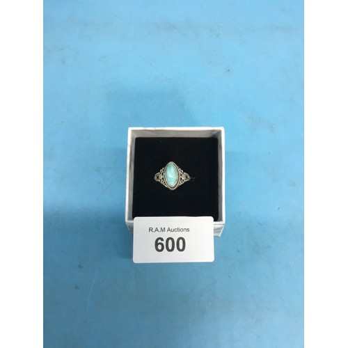 600 - 925 Silver Ring Set With a Turquoise Stone