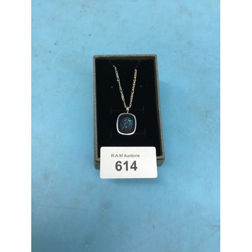 614 - 925 Silver Hologram Pendant On a Figaro Chain