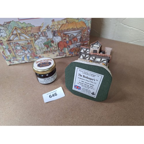 646 - New in the Box David Winters Beekeepers Cottage and Honey