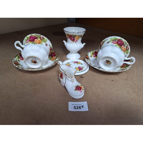 526 - Old country roses cup+saucers x 2 + 3 others