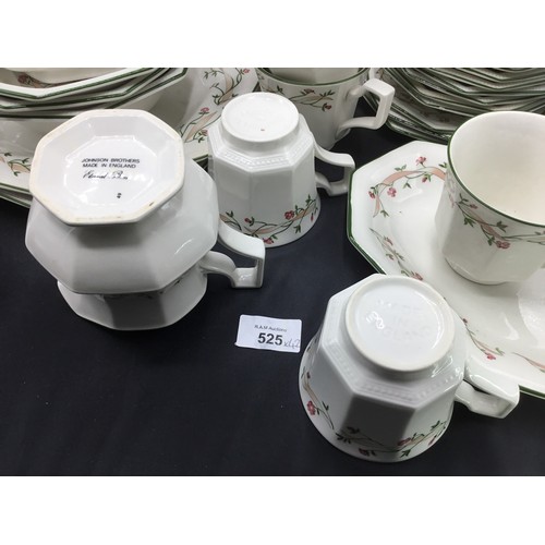 525 - Eternal Beau Part Dinner and Tea Set x42 Pieces