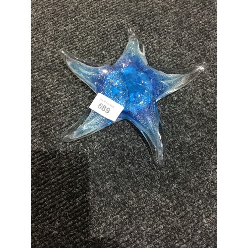 689 - Murano blue/clear/white star fish 8”x8”x3”