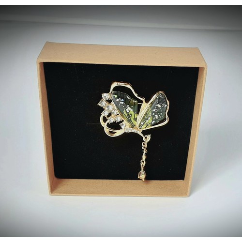 922 - Crystal Butterfly Brooch