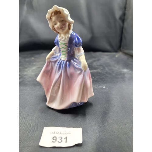 931 - Royal Doulton Dinky Do Early HN1678