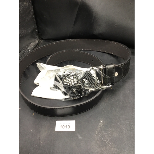 1010 - Black leather skull belt