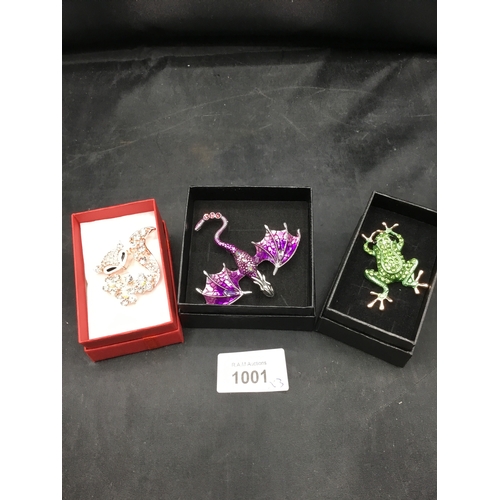 1001 - 3 brooches ,gheko,frog,gold fox